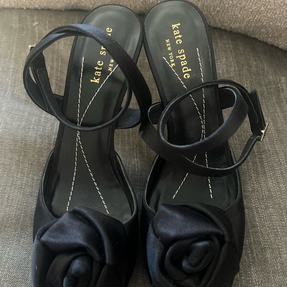 Kate Spade Black Satin Peep Toe Heels with Rose Accent - Picture 1 of 7